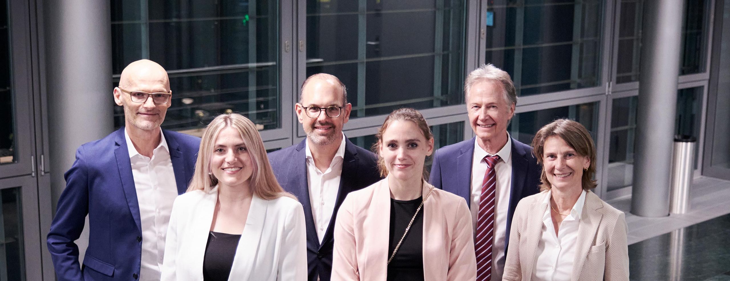 Header Header Karriere