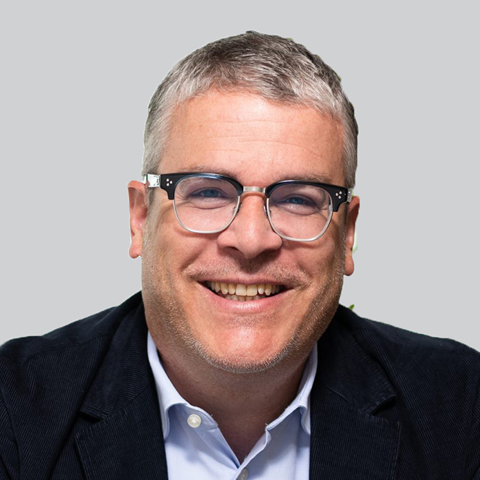 Dr. Marc Holitscher